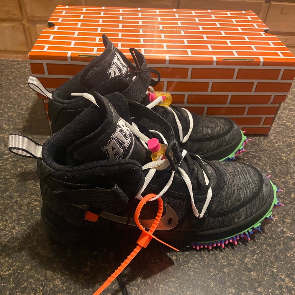 Nike Off-White x Air Force 1 Mid 'Black Size 10